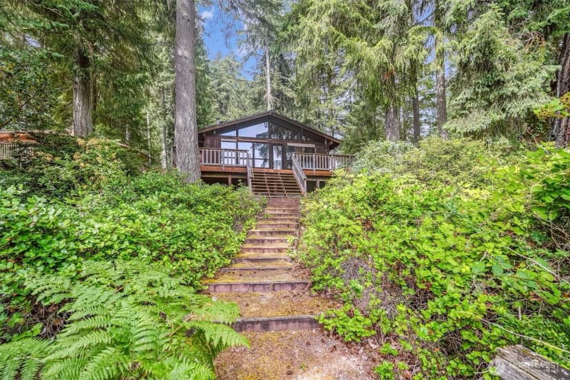 Property photo for 10911 Country Club Drive, Anderson Island photo 8
