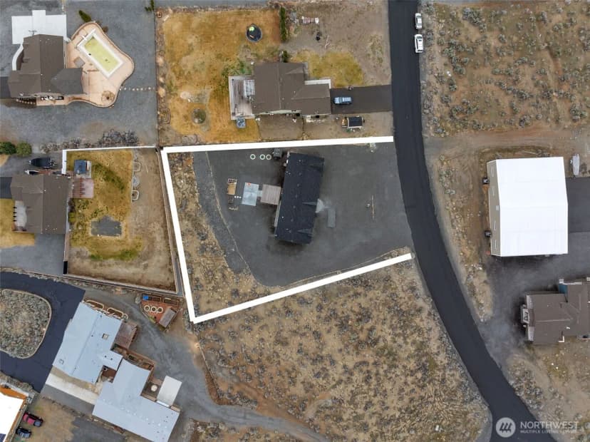 Property photo for 404 Airport Way Sw, Mattawa photo 27