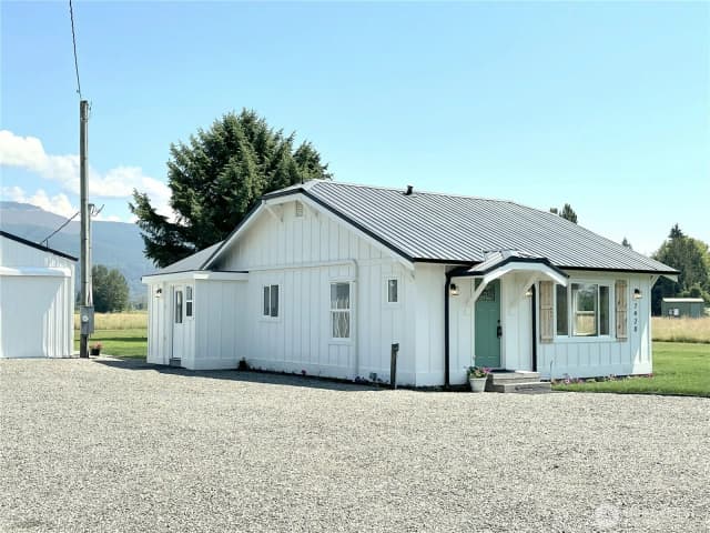 Property photo for 7420 Emerson Road, Everson