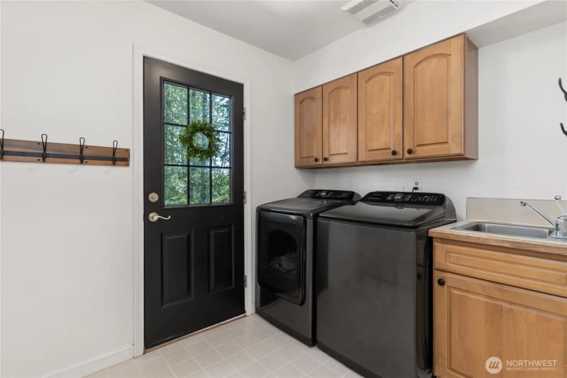 Property photo for 8314 324th Street E, Eatonville photo 28