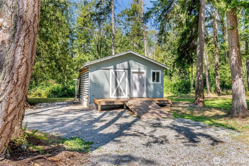Property photo for 8314 324th Street E, Eatonville photo 31