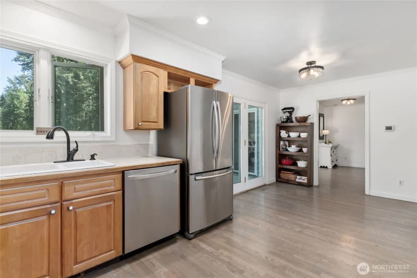 Property photo for 8314 324th Street E, Eatonville photo 17