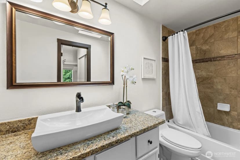 Property photo for 10917 Se 251st Place #a40a, Kent photo 16