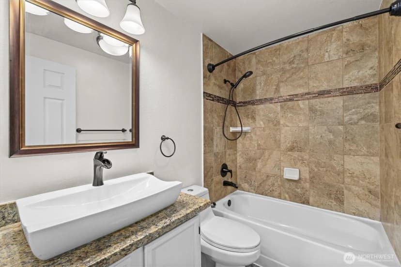 Property photo for 10917 Se 251st Place #a40a, Kent photo 19