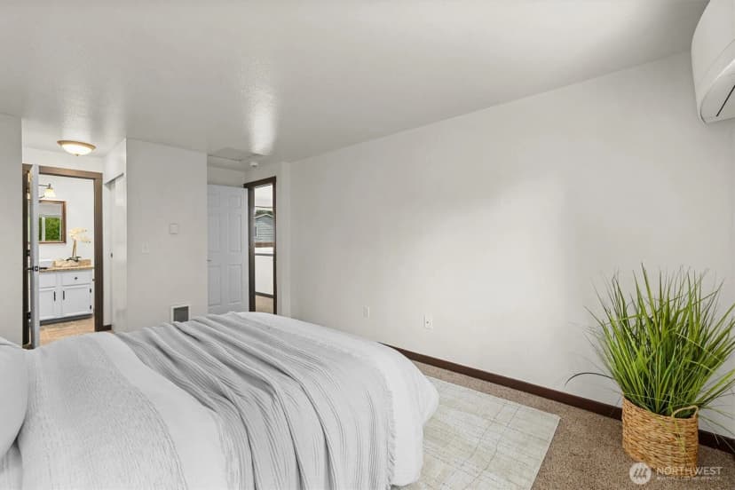 Property photo for 10917 Se 251st Place #a40a, Kent photo 15