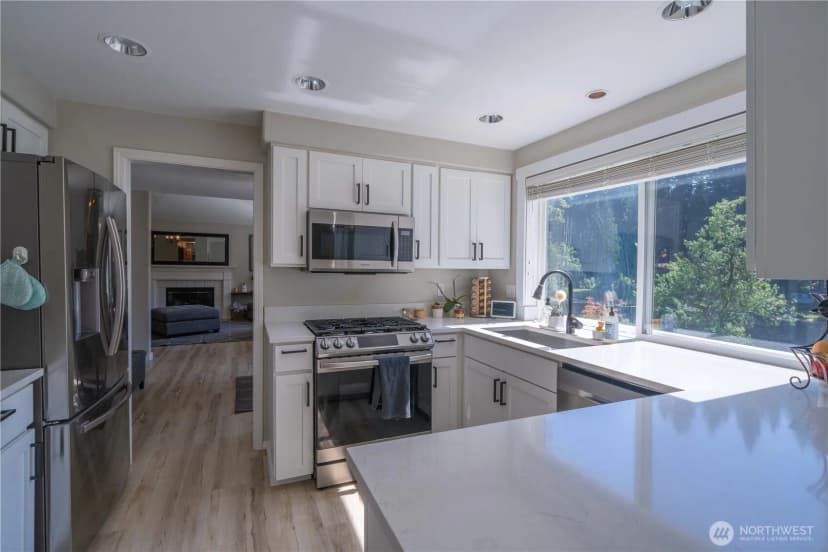 Property photo for 21732 E Lost Lake Road, Snohomish photo 9