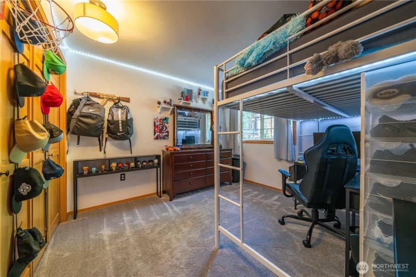 Property photo for 21732 E Lost Lake Road, Snohomish photo 15