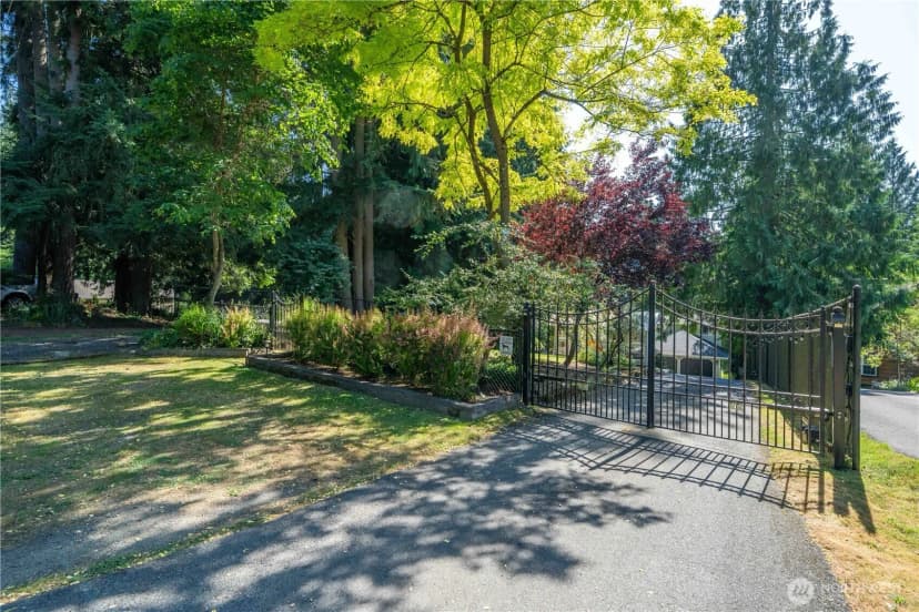 Property photo for 21732 E Lost Lake Road, Snohomish photo 28