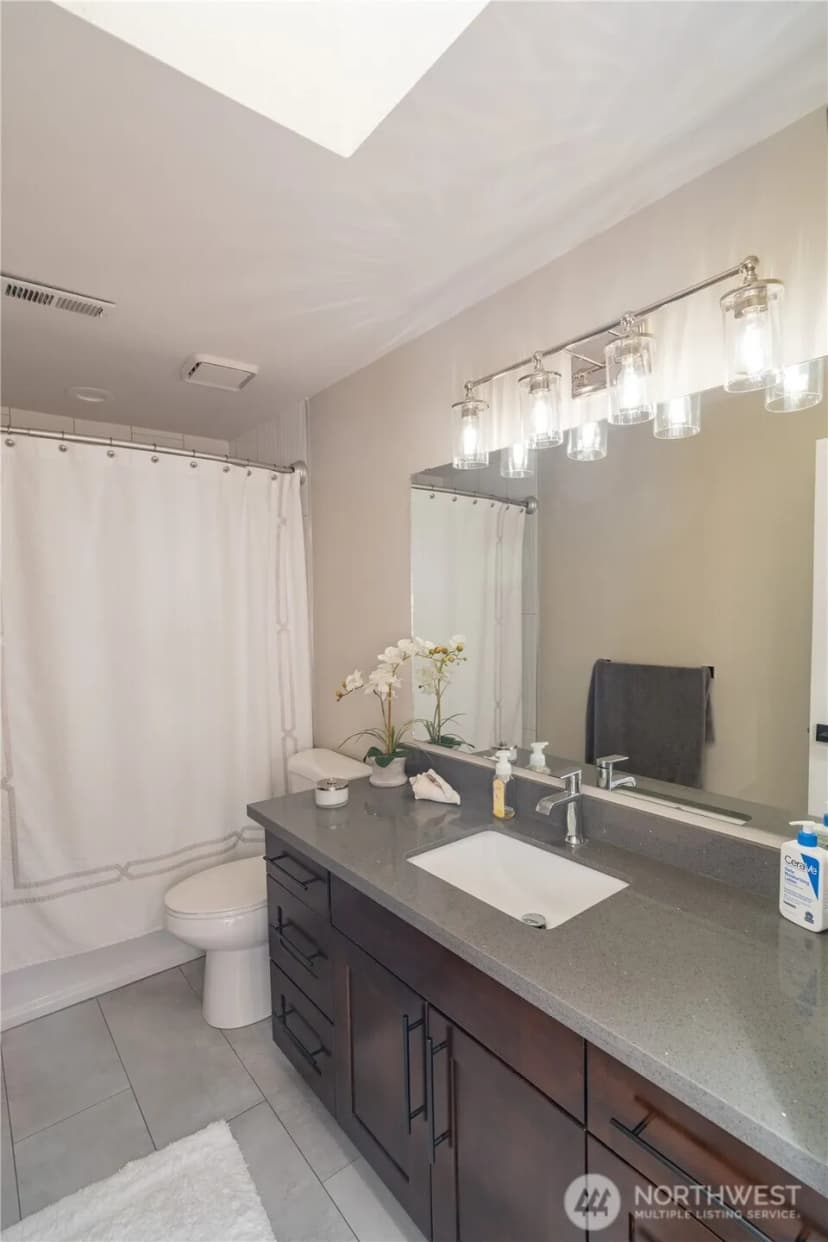 Property photo for 7118 57th Street Court W, University Place photo 17
