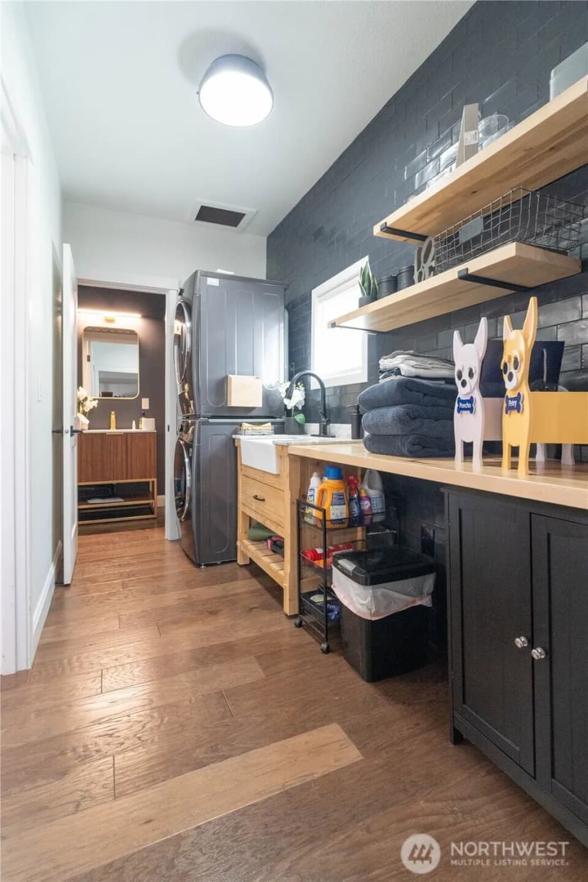 Property photo for 7118 57th Street Court W, University Place photo 24