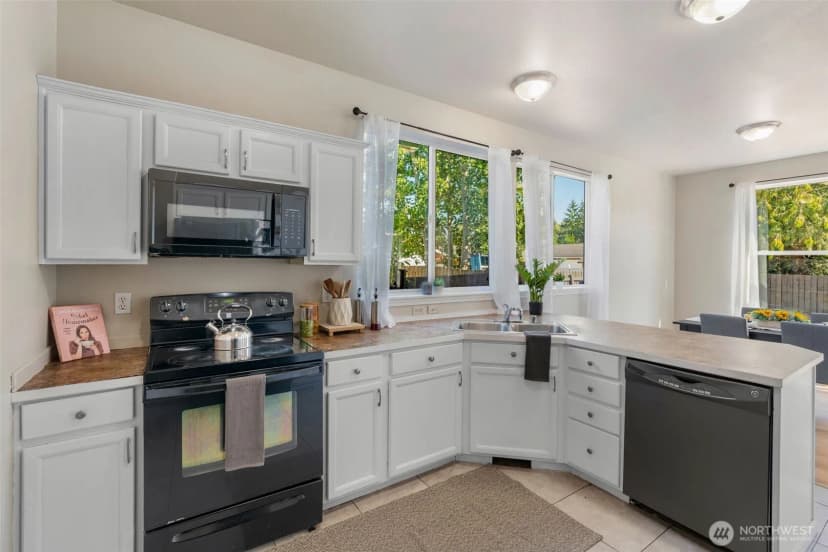 Property photo for 6609 E I Street, Tacoma photo 16
