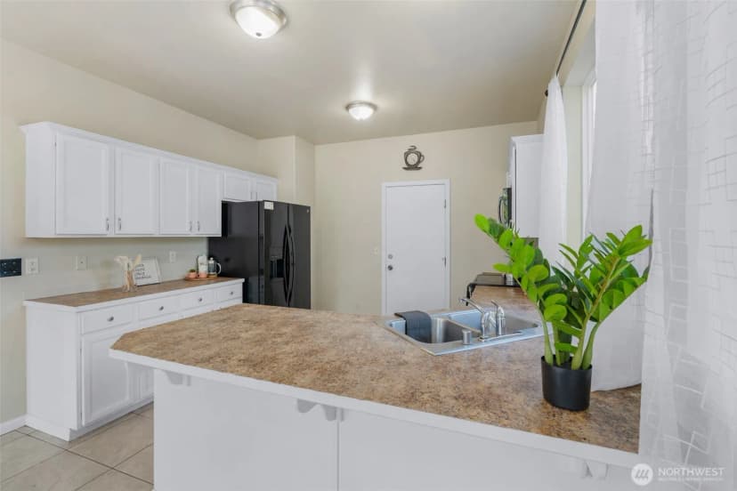 Property photo for 6609 E I Street, Tacoma photo 15