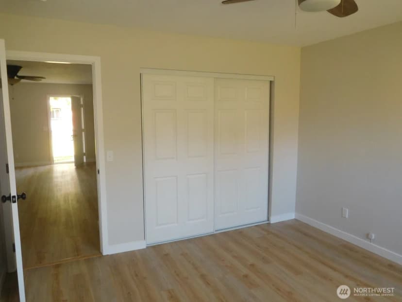 Property photo for 135 N 3rd Avenue, Connell photo 20