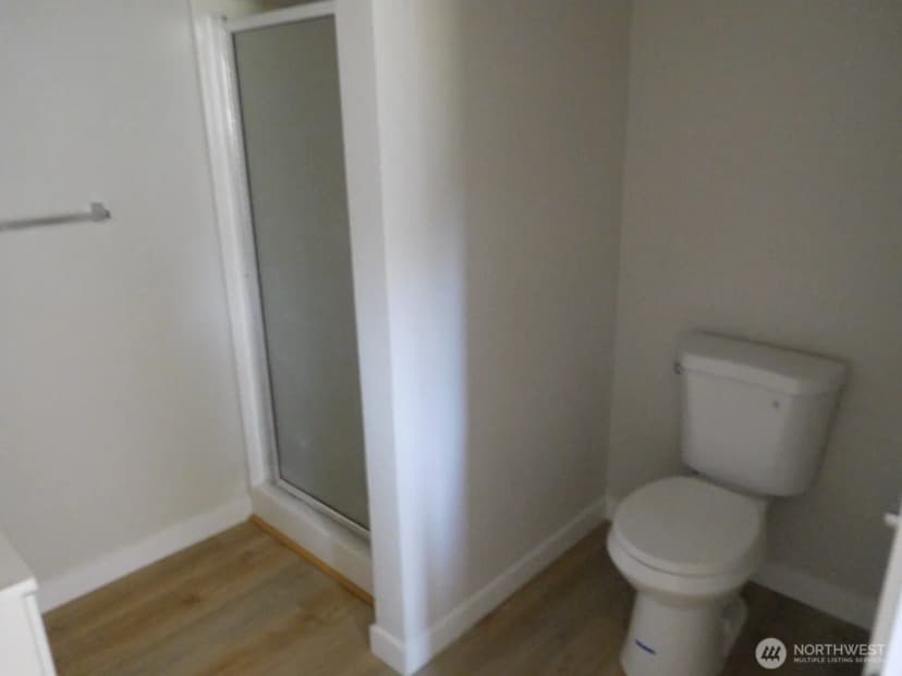 Property photo for 135 N 3rd Avenue, Connell photo 19