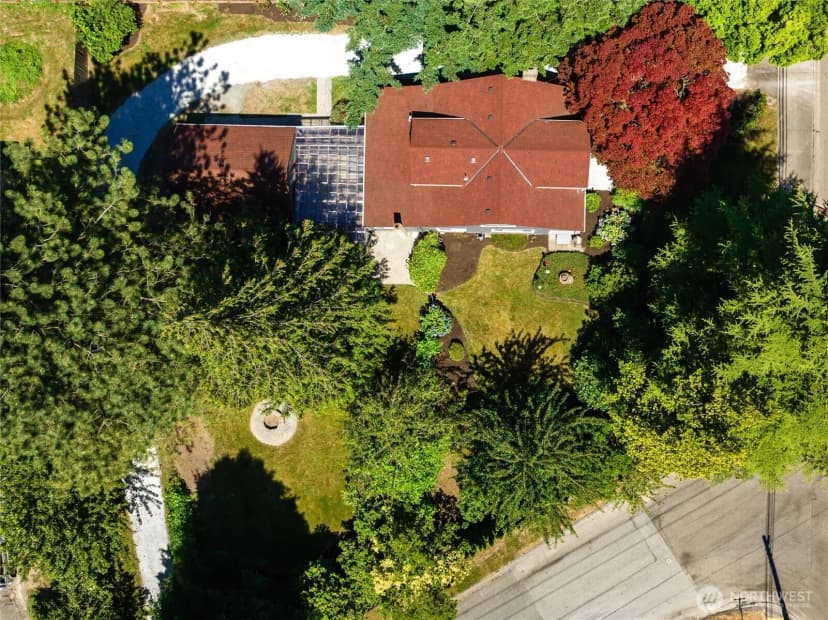 Property photo for 320 Township Street, Sedro Woolley photo 36