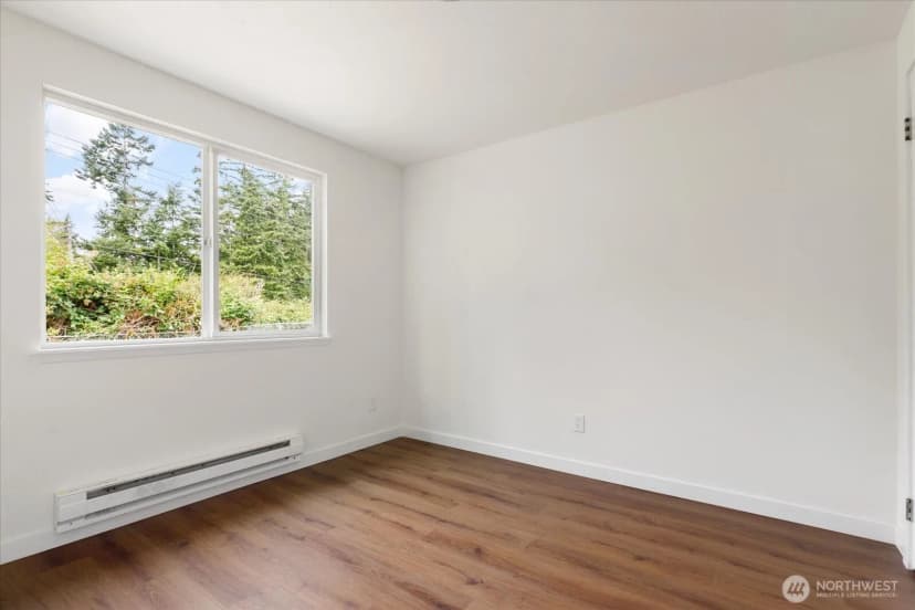 Property photo for 4305 Northgate Drive, Oak Harbor photo 19