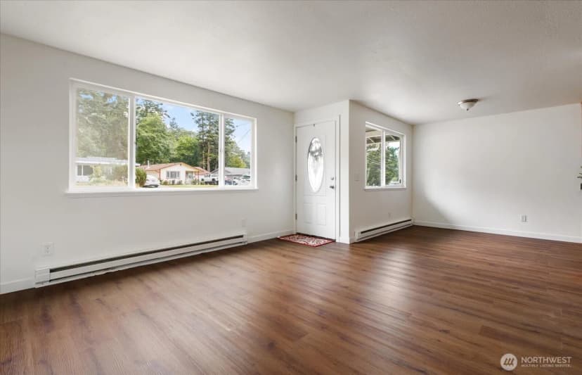 Property photo for 4305 Northgate Drive, Oak Harbor photo 10