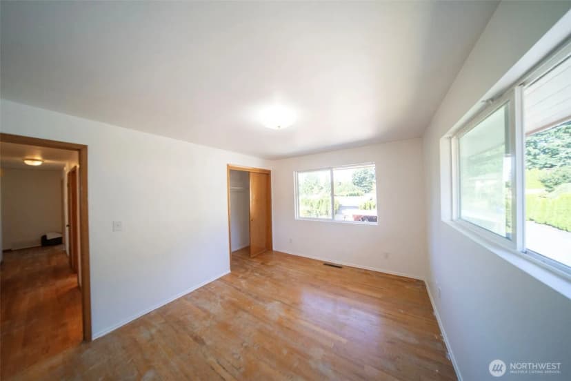 Property photo for 1101 W Mukilteo Boulevard, Everett photo 10