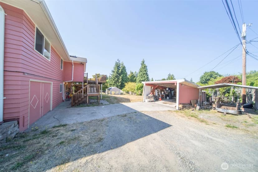 Property photo for 1101 W Mukilteo Boulevard, Everett photo 17
