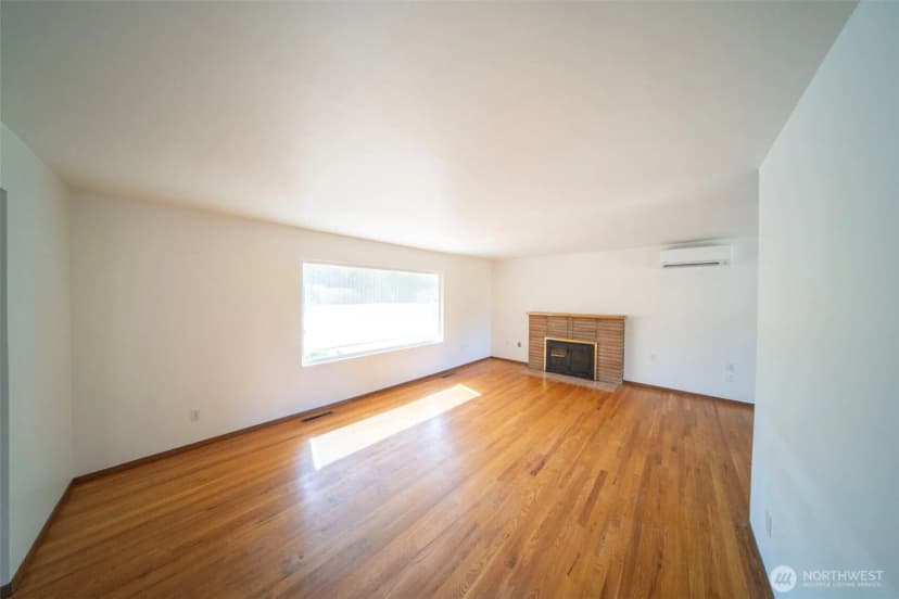 Property photo for 1101 W Mukilteo Boulevard, Everett photo 5