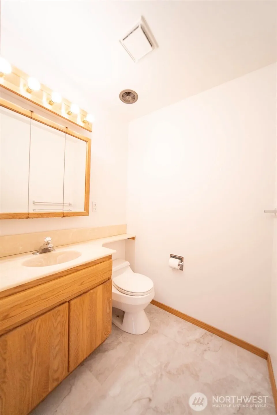Property photo for 1101 W Mukilteo Boulevard, Everett photo 15