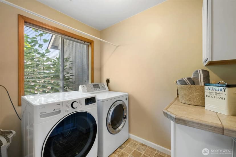 Property photo for 20620 119th Avenue Se, Kent photo 18