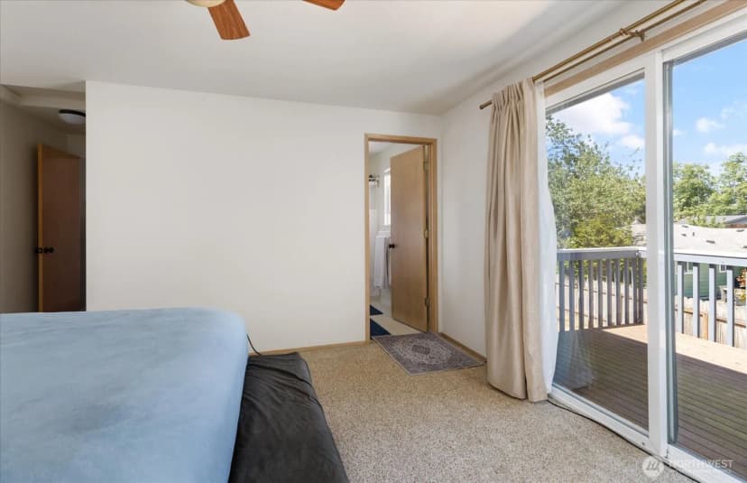 Property photo for 1162 Sw 2nd Avenue, Oak Harbor photo 19