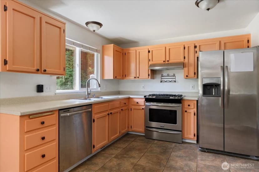 Property photo for 1162 Sw 2nd Avenue, Oak Harbor photo 11