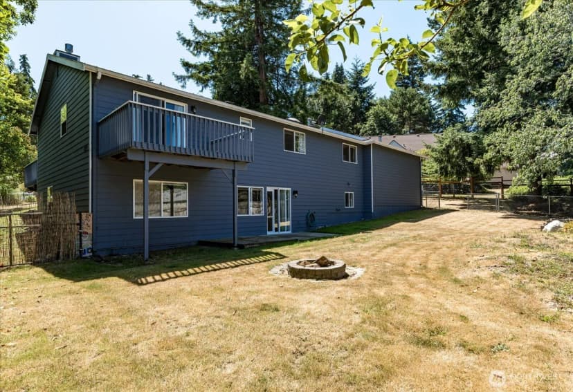 Property photo for 1162 Sw 2nd Avenue, Oak Harbor photo 34