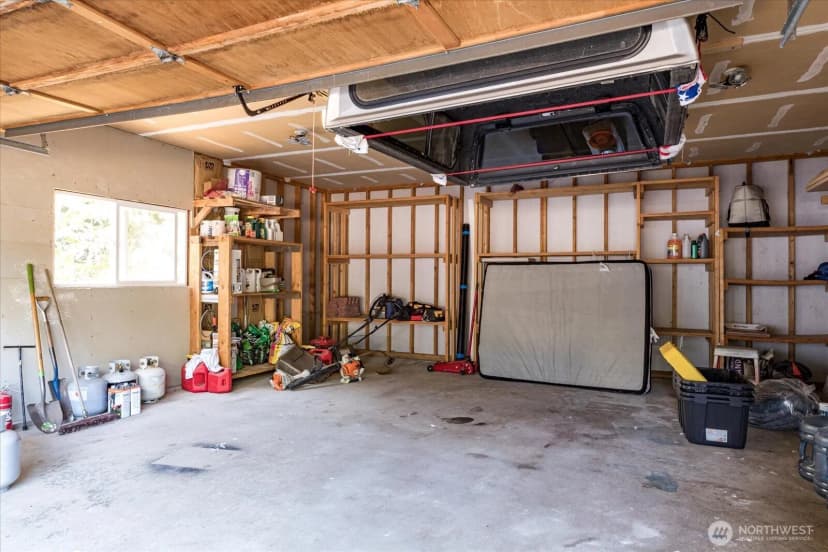 Property photo for 1162 Sw 2nd Avenue, Oak Harbor photo 35