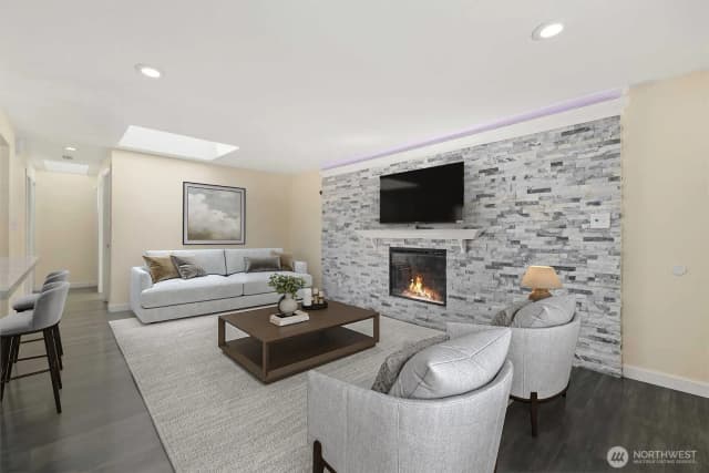 Property photo for 7929 Delridge Way Sw, Seattle photo 4