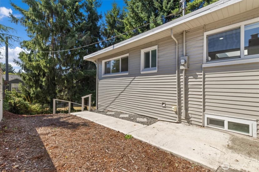 Property photo for 7929 Delridge Way Sw, Seattle photo 24