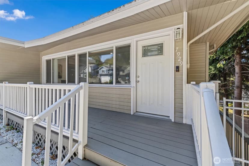 Property photo for 7929 Delridge Way Sw, Seattle photo 2