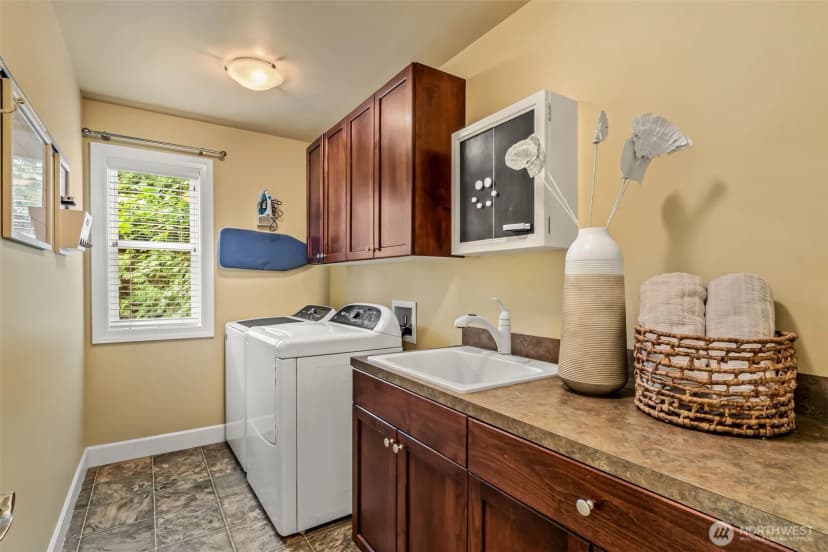 Property photo for 12106 Ne 105th Street, Kirkland photo 17