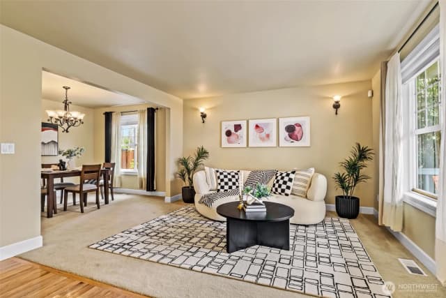 Property photo for 12106 Ne 105th Street, Kirkland photo 3
