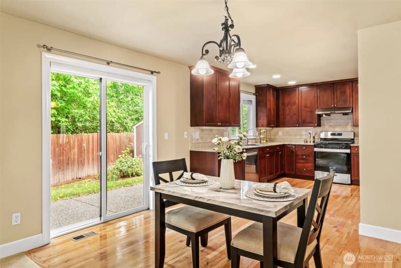 Property photo for 12106 Ne 105th Street, Kirkland photo 8