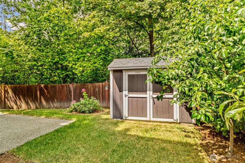 Property photo for 12106 Ne 105th Street, Kirkland photo 28