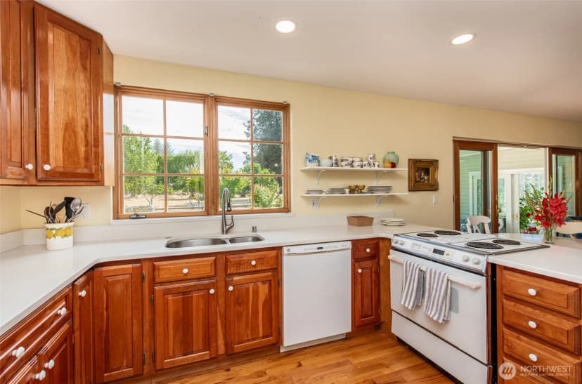 Property photo for 161 Sanford Lane, Sequim photo 6