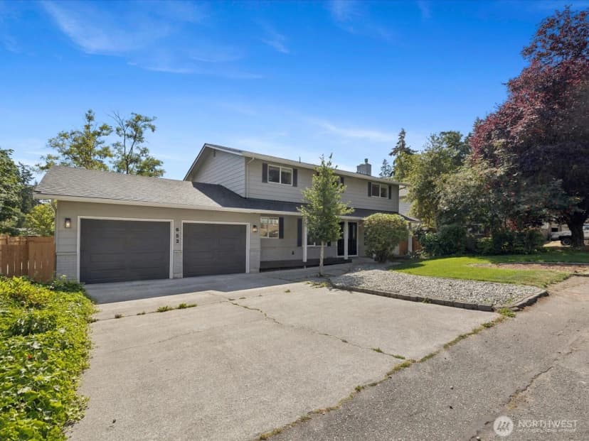 Property photo for 652 Sw Judson Drive, Oak Harbor