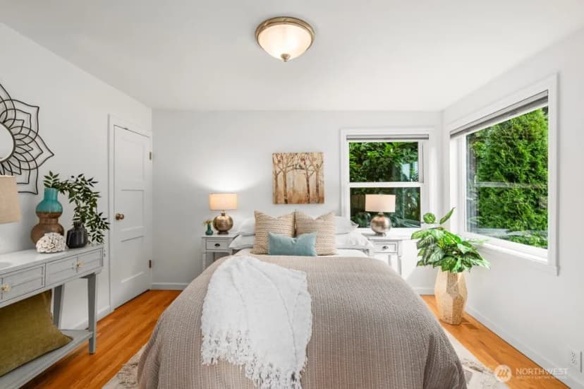 Property photo for 4160 Sw Orchard Street, Seattle photo 14