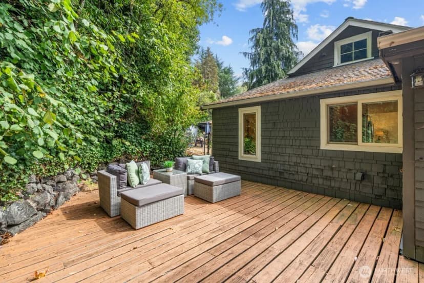 Property photo for 4160 Sw Orchard Street, Seattle photo 21