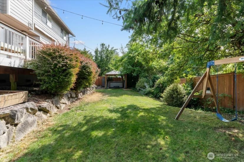 Property photo for 2001 S 375th Street, Federal Way photo 8