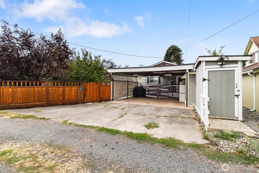 Property photo for 2400 Williams Street, Bellingham photo 24