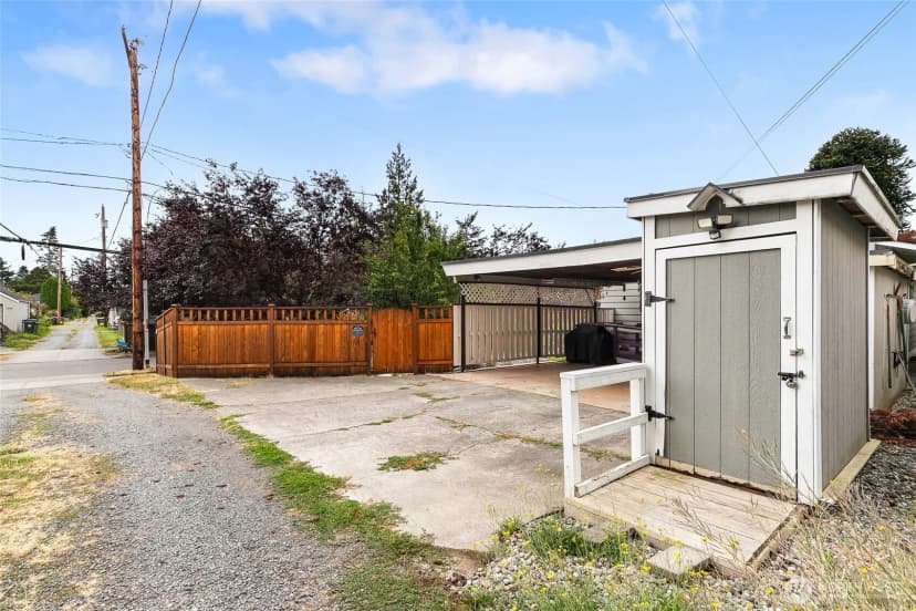 Property photo for 2400 Williams Street, Bellingham photo 23