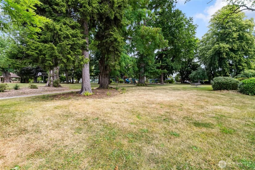 Property photo for 2400 Williams Street, Bellingham photo 28