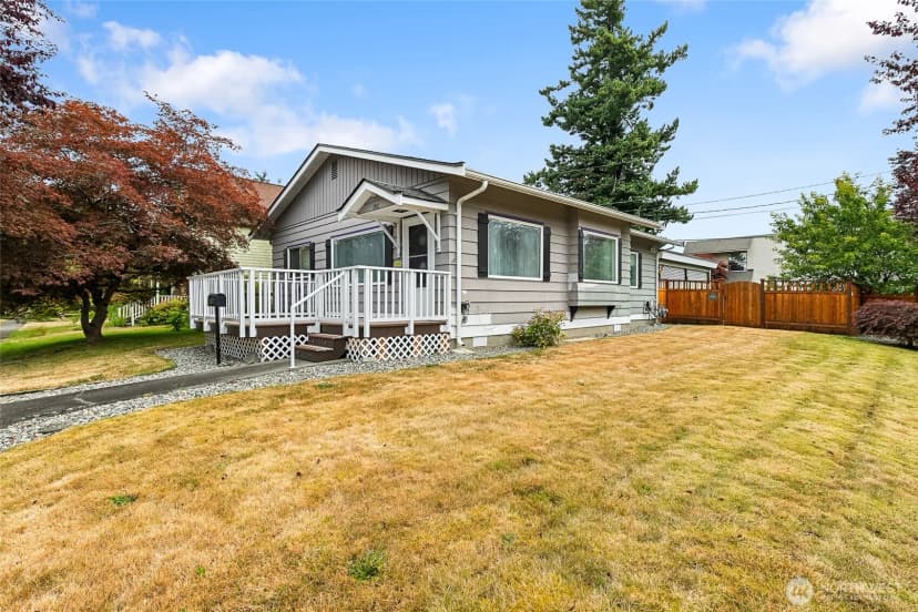 Property photo for 2400 Williams Street, Bellingham photo 2