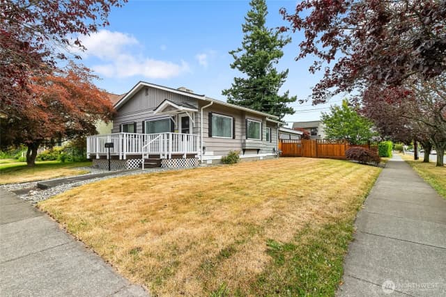 Property photo for 2400 Williams Street, Bellingham photo 4