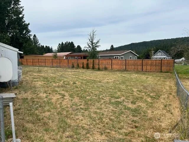 Property photo for 391 W Pacific Avenue, Ronald photo 4