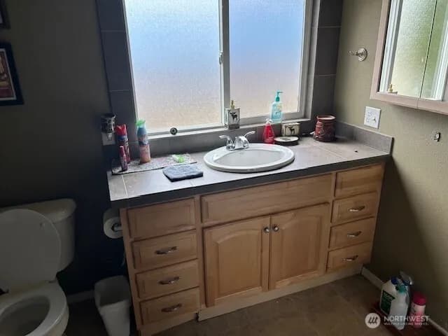 Property photo for 391 W Pacific Avenue, Ronald photo 12