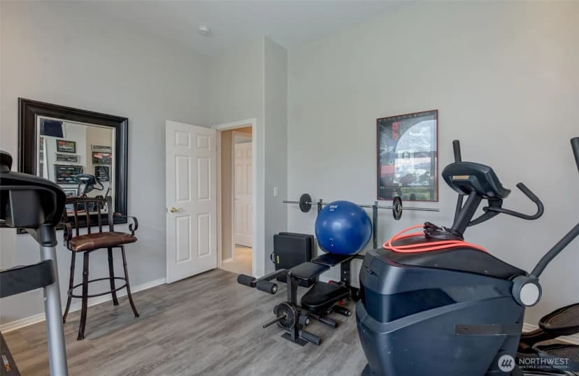 Property photo for 2045 8th Street Ne, East Wenatchee photo 25